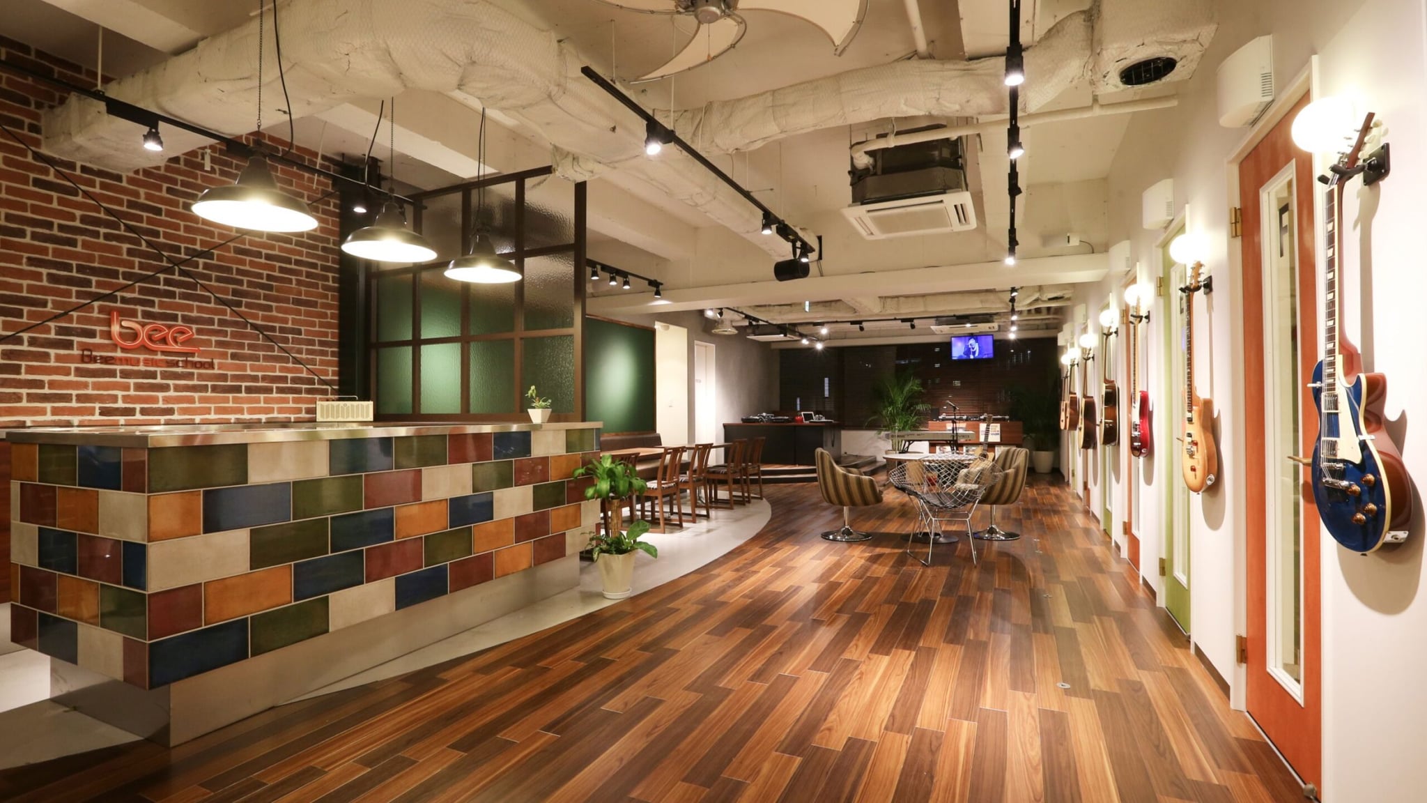 Beeミュージックスクール 新宿校の写真