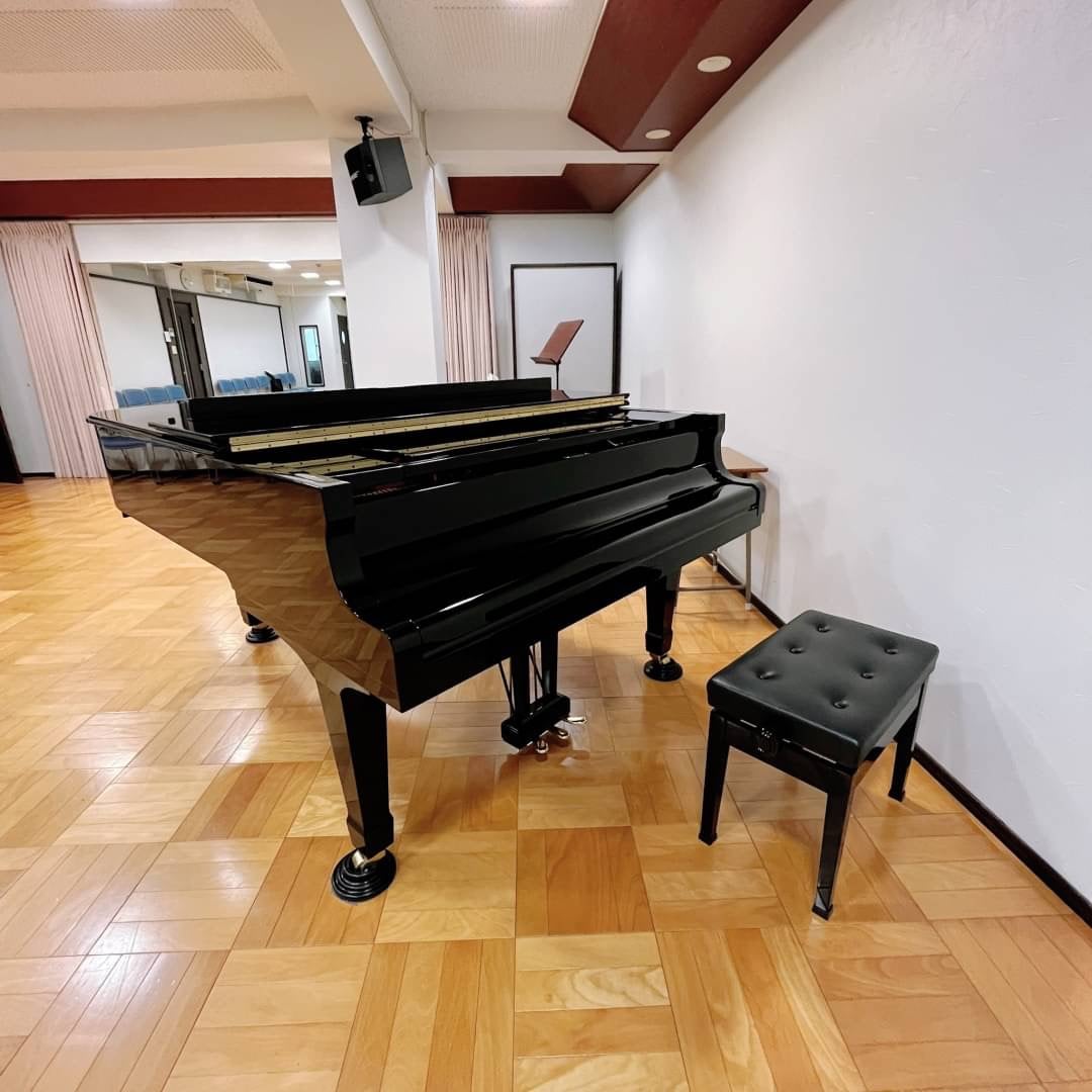 椿音楽教室 omcグランドピアノスタジオの写真